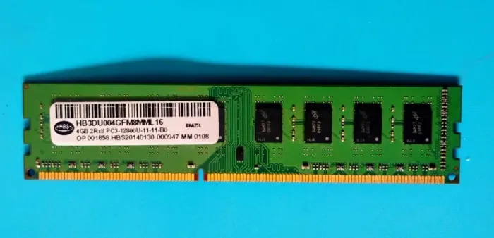 Memória RAM HBS 4GB DDR3 1600MHz Desktop Usada