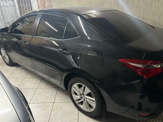 Toyota Corolla GLI 1.8 Flex 16V Aut. 2016