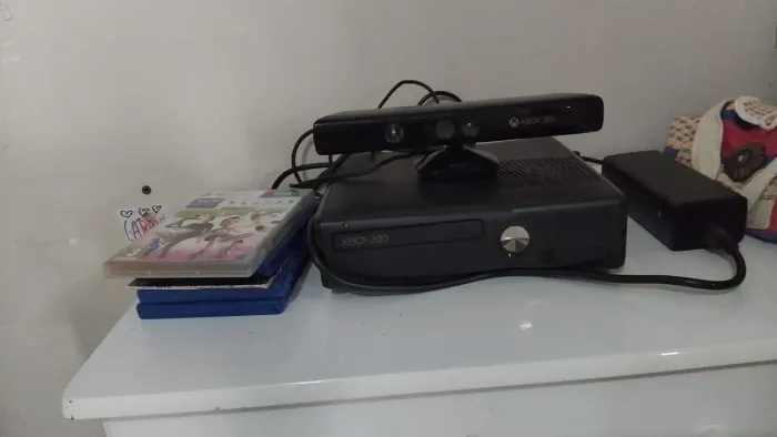 XBOX COM KINECT