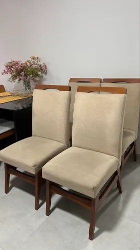 Conjunto de 4 cadeiras em madeira maciça - RAF ANNA Móveis