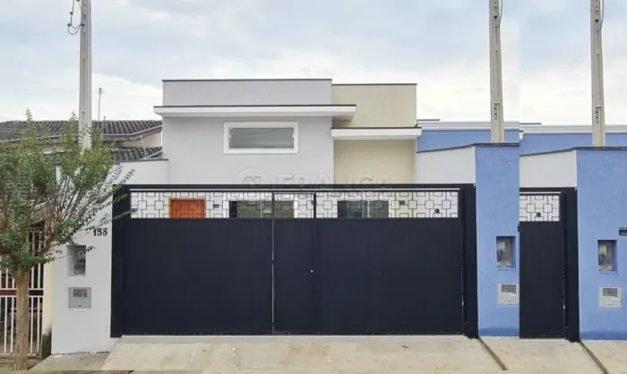 CASA 03 DORMITÓRIOS SENDO 01 SUITE - VILA BRANCA JACAREÍ SP