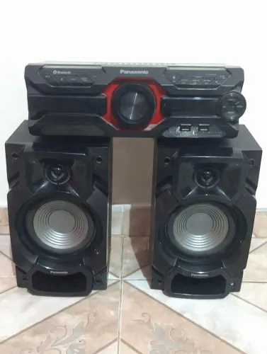 TROCO: Som Panasonic Akx320 bluetooth com duas caixas ORIGINAIS.