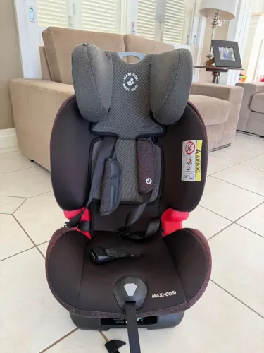 Cadeira de carro infantil Maxi-Cosi Titan Isofix