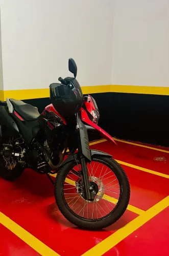XTZ 250 Lander em estado de nova