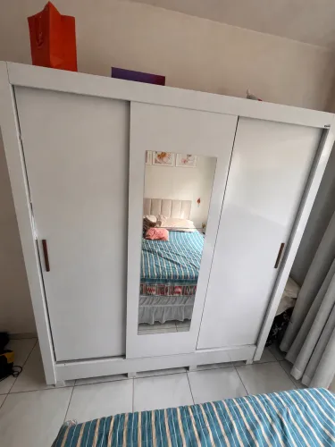 Guarda roupa