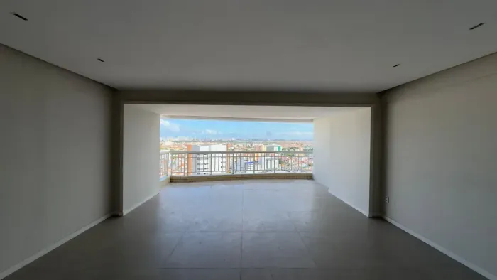 VIA APPIA - próximo a igreja de Fátima