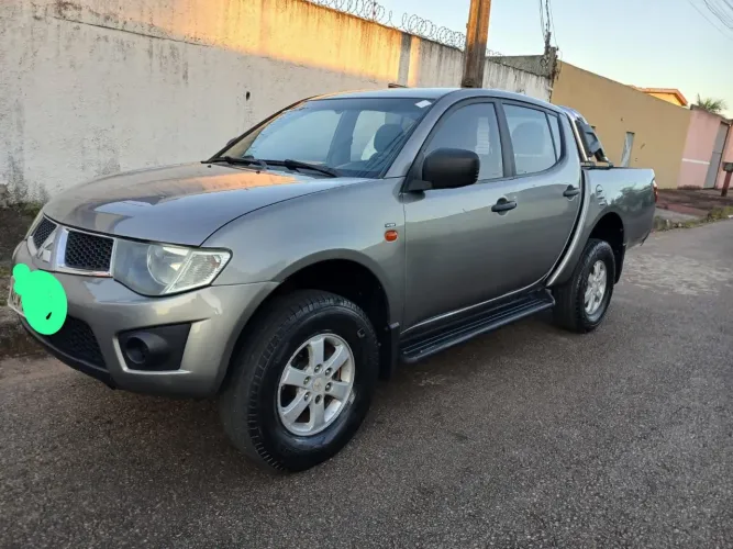 Mitsubishi L200 Triton GLX 3.2 CD TB Int.diesel MEC 2012