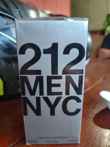 212 Men NYC Eau de Toilette