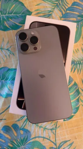 IPHONE 16 PRO MAX