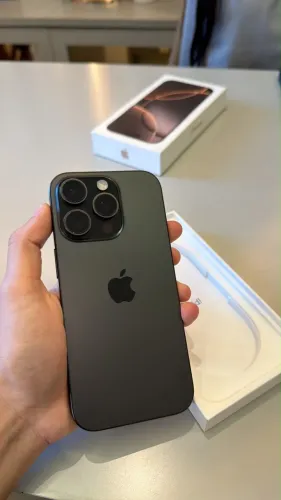 iPhone 16 pro 