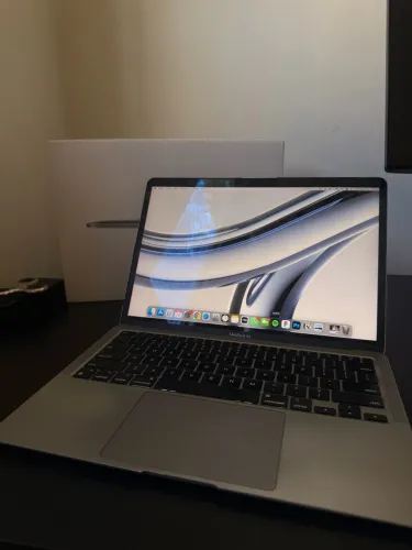 MacBook Air M1 13? | 8GB RAM | 256GB SSD | Única dona