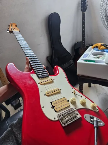 guitarra squier korea