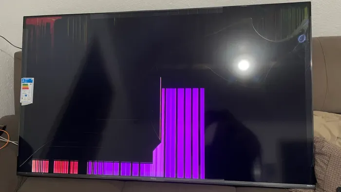 TV Philco 58 para retirada de peças - Tela quebrada