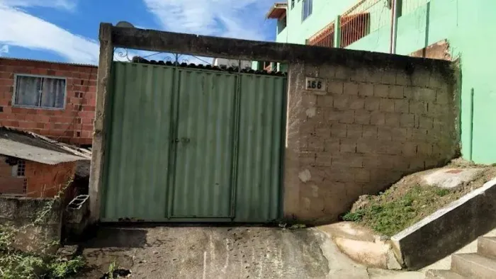 Casa - São Jacinto - Teófilo Otoni/MG