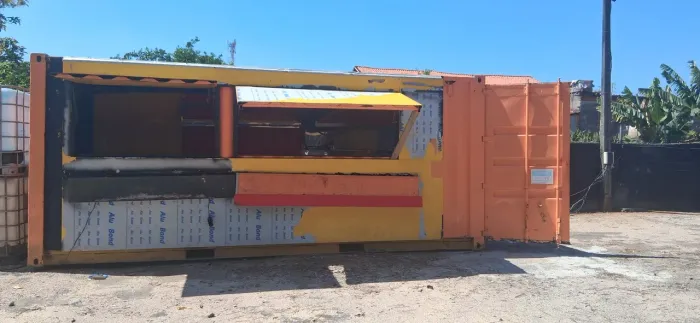 Container loja