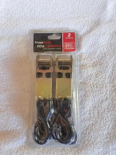  Fita catraca com 2 Unidades para prender carga suporta até 60 kg cada 4,5Mx25MM