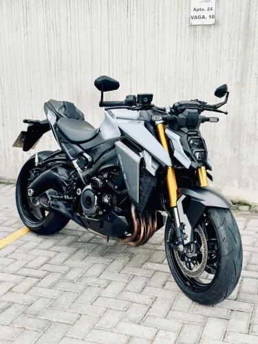 Suzuki GSX S1000