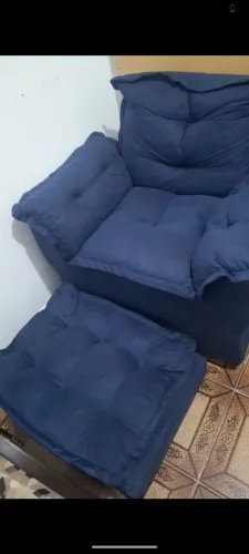 Poltrona e descanso de pe