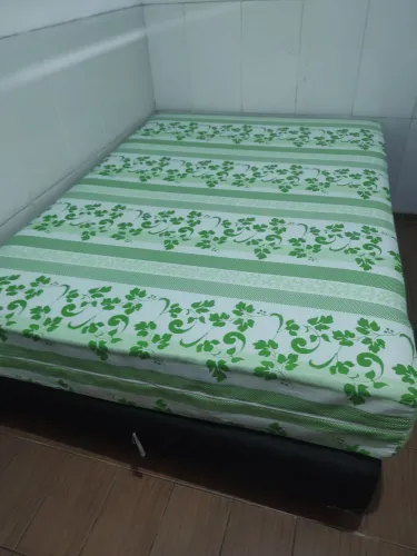 Vende se colchão