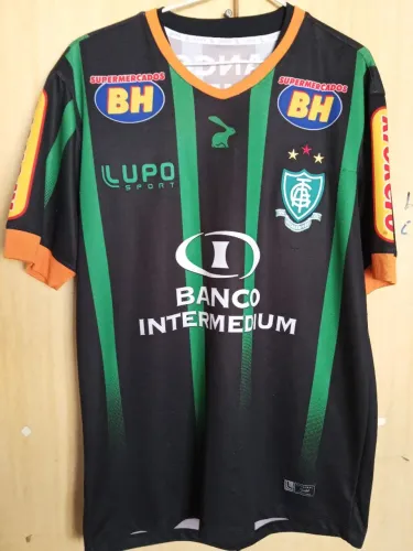 Camisa do América decacampeão várias tudo por 300 reais