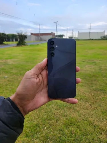 Samsung Galaxy A15 5G 128GB 5G + Ótimo Desempenho ?