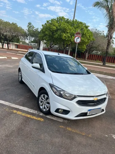 Chevrolet Onix Hatch LT 1.0 8V Flex Mec. 4P 2019