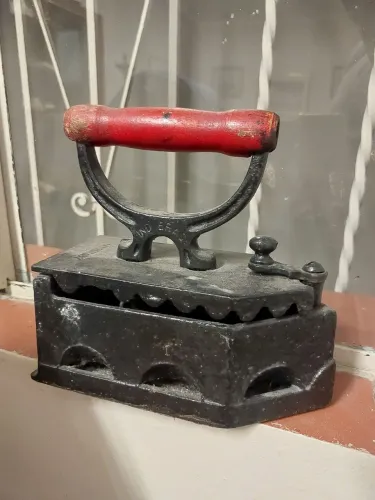 Ferro Antigo de Fazenda