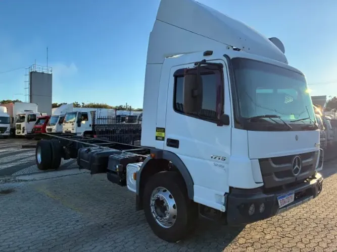 Mercedes Atego 1719 ano 2020