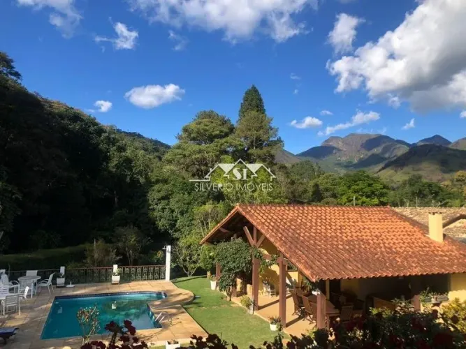 Casa- Petrópolis, Vale do Cuiaba
