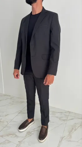 Conjunto- Blazer e calça em alfaiataria. Disponível em outros tamanhos!