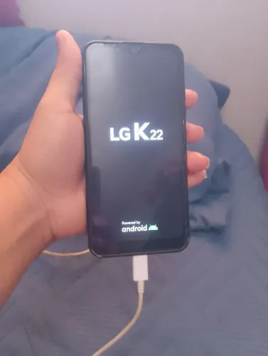 K22 Semi-novo perfeito estado chama no ZAP 