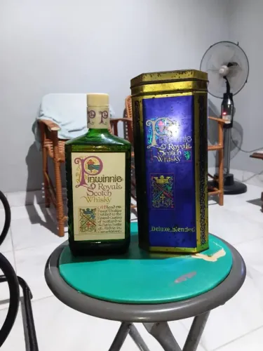 Whiskq Pinwinnie Royale Scotch lacrado 