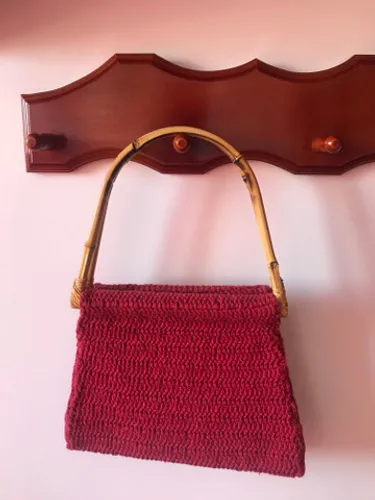 Bolsa de crochê artesanal