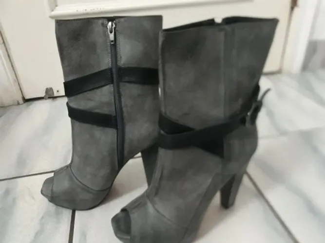 Ankle Boot novo