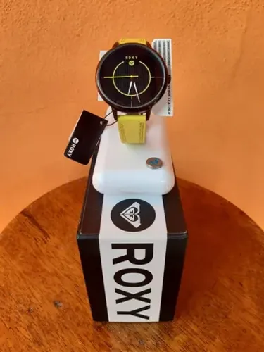 Roxy Avenue Leather Yellow Watch Relógio Analógico Couro Amarelo Limão Social Surfe Casual