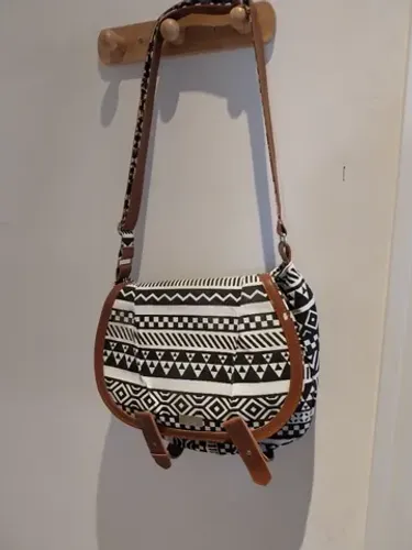 Bolsa Imaginarium, tipo carteiro