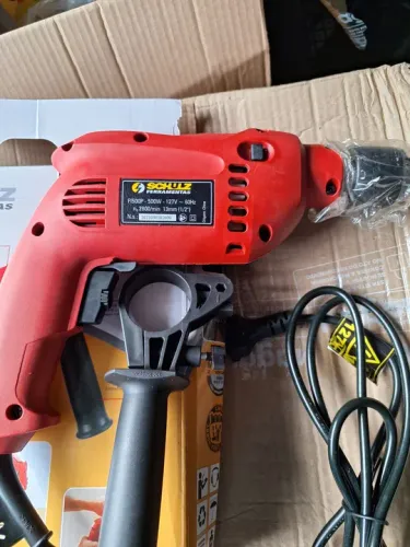 Furadeira elétrica de impacto 500w, 127v, 1/2", reversível, velocidade variável