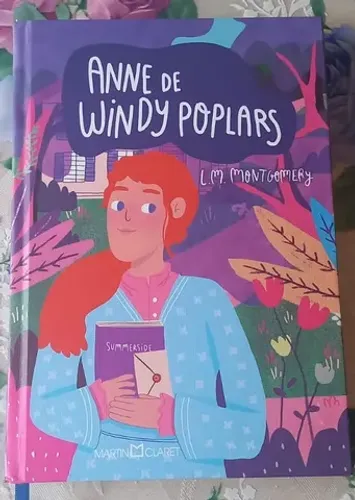 Livro capa dura Anne de Windy Poplars