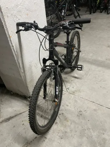 Bicicleta Caloi Wild Aro 24 Shimano 21 Marchas