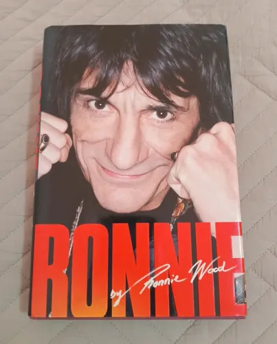 Livro Ronnie Wood - Autobiografia Original em Inglês