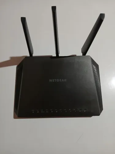 NETGEAR Roteador Wi-Fi inteligente Nighthawk (R7000-100NAS) -