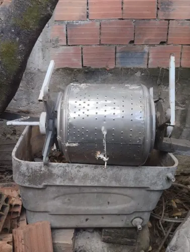 Vendo torador de café grande