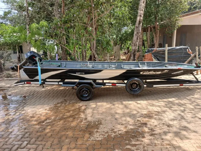 Barco calaça flash bass 600