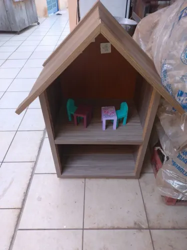 Casinha pra bonecas