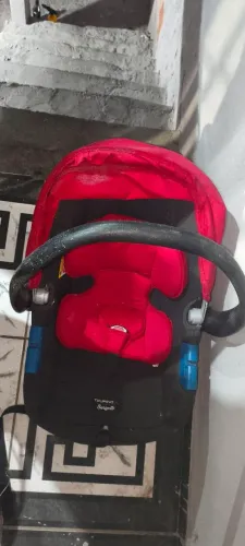Vendo bebê conforto burigotto