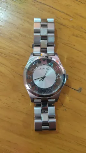 relógio de pulso marc jacobs henry skeleton silver dial - edição limitada - mbm3262 -