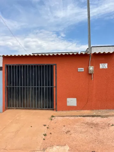 Casa a venda em Planaltina de Goiás