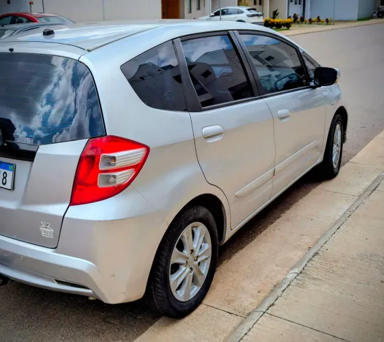 Honda FIT 