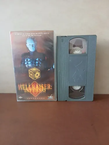 Fita Vhs Hellraiser Inferno 