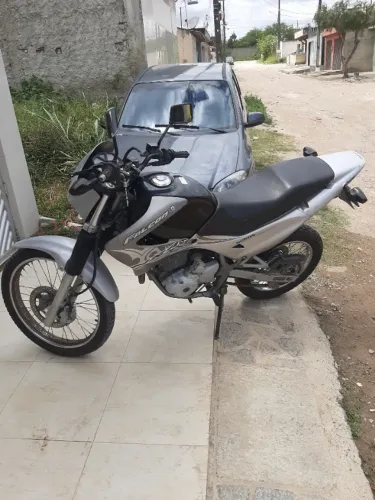 Falcon carburada relíquia 